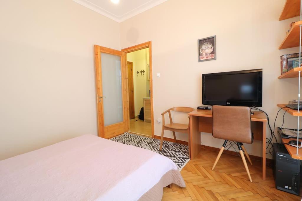 Restful Apartment - Syntagma Square Athena Bagian luar foto